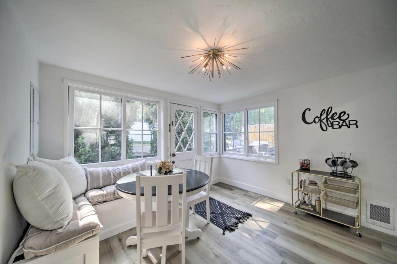 Bright And Airy Liberty Lake Abode With Backyard! ภายนอก รูปภาพ