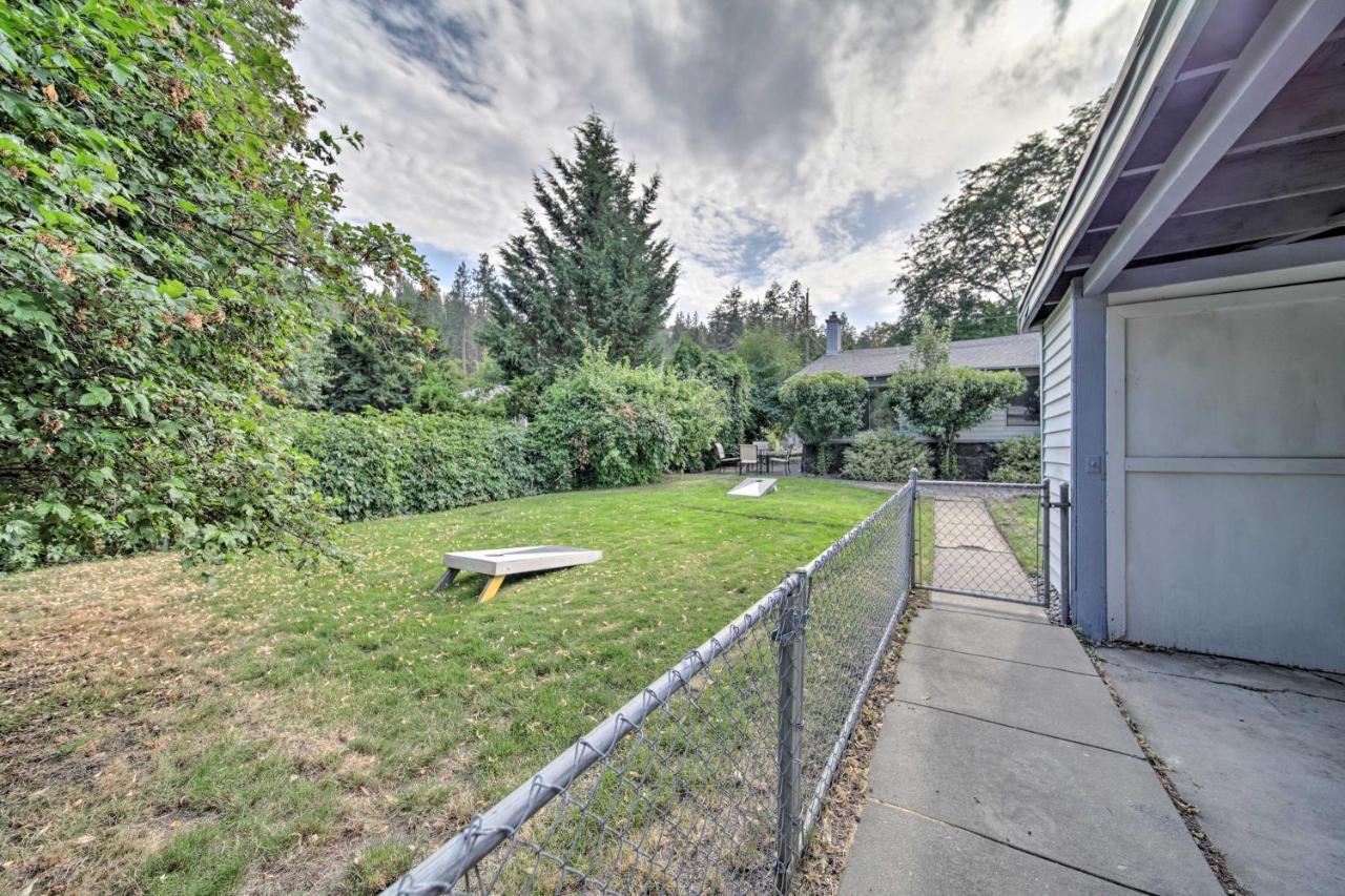 Bright And Airy Liberty Lake Abode With Backyard! ภายนอก รูปภาพ